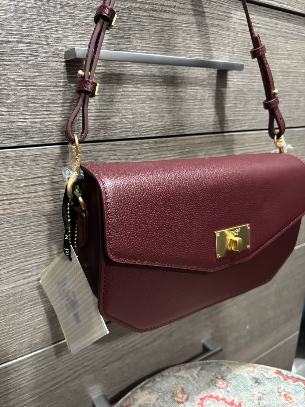 NWT Moncrief London Burgundy Italian Leather Taylor Shoulder Bag - Picture 2 of 8